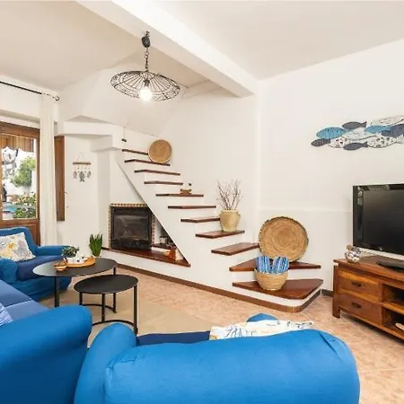 Casa Tama A Due Passi Dal Mare * Lotzorai
